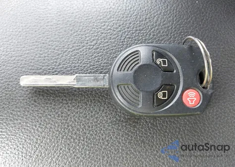 2016 Ford Escape S z USA, uszkodzony, nr VIN 1FMCU0F7XGUC07208